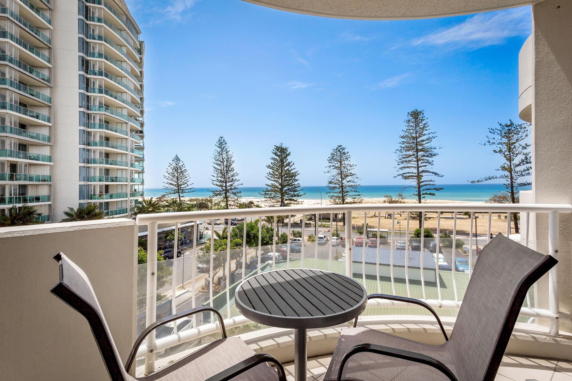 Kirra Beach Apartments Гоулд Коуст Екстериор снимка
