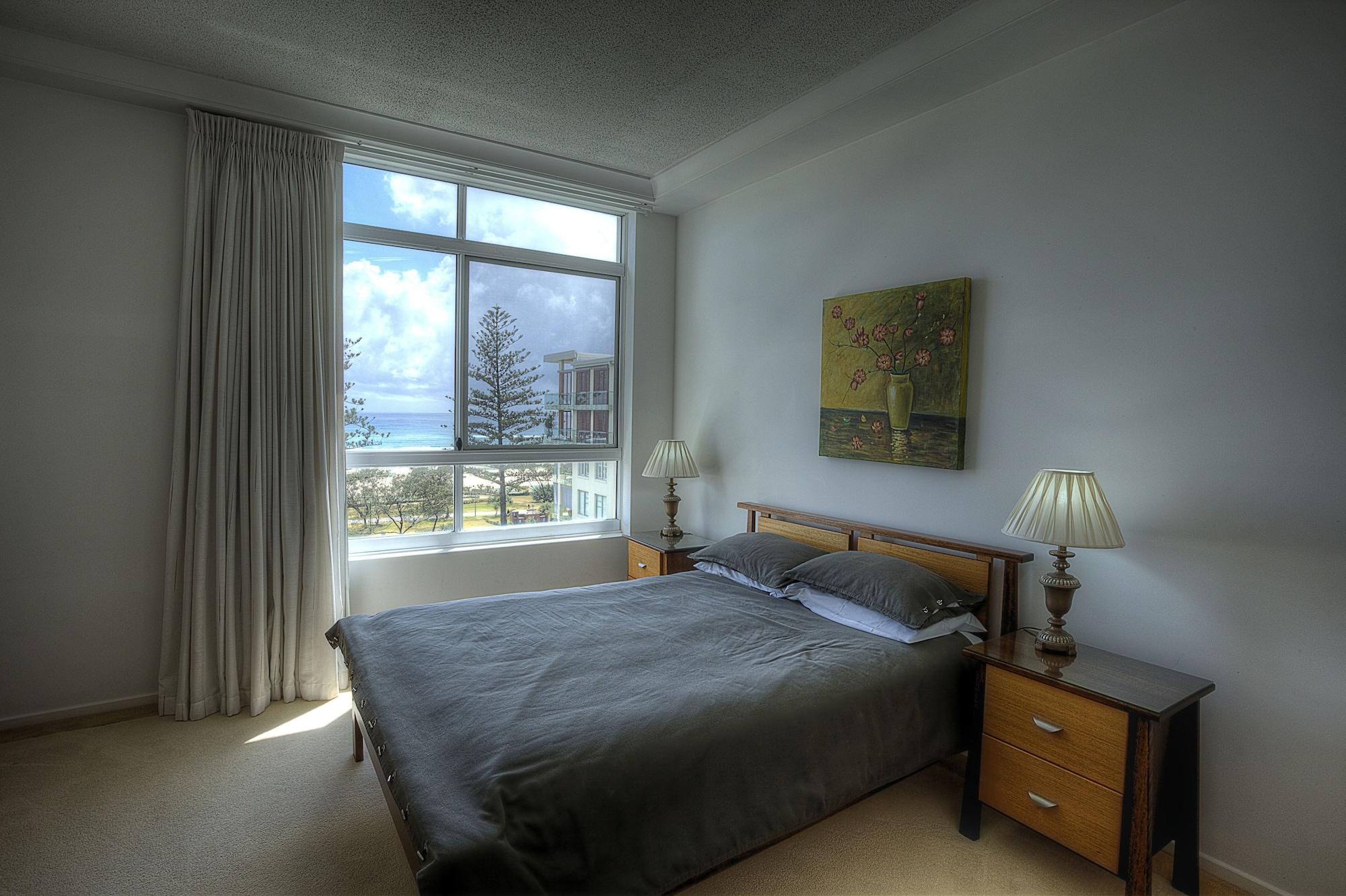 Kirra Beach Apartments Гоулд Коуст Екстериор снимка