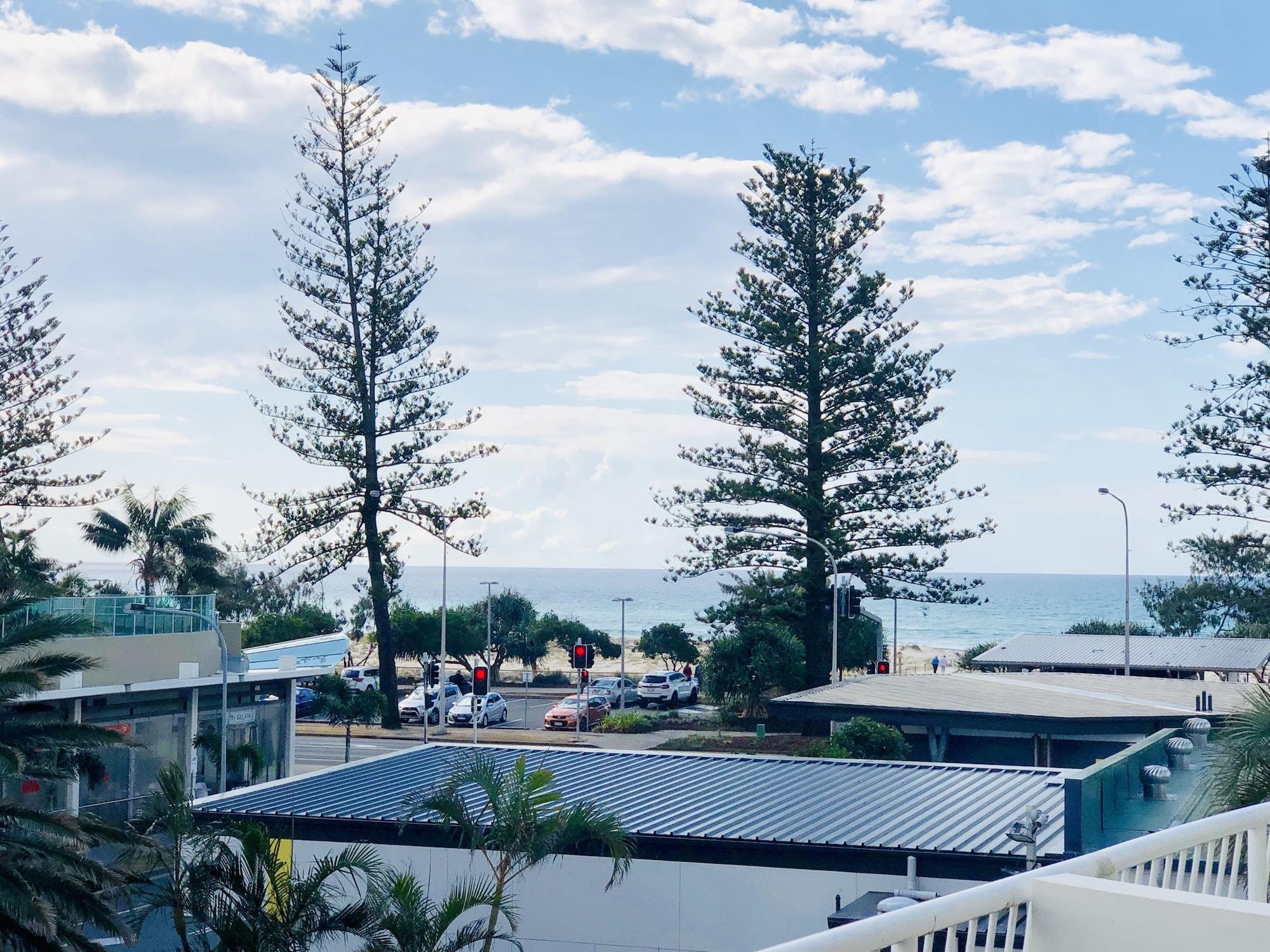 Kirra Beach Apartments Гоулд Коуст Екстериор снимка