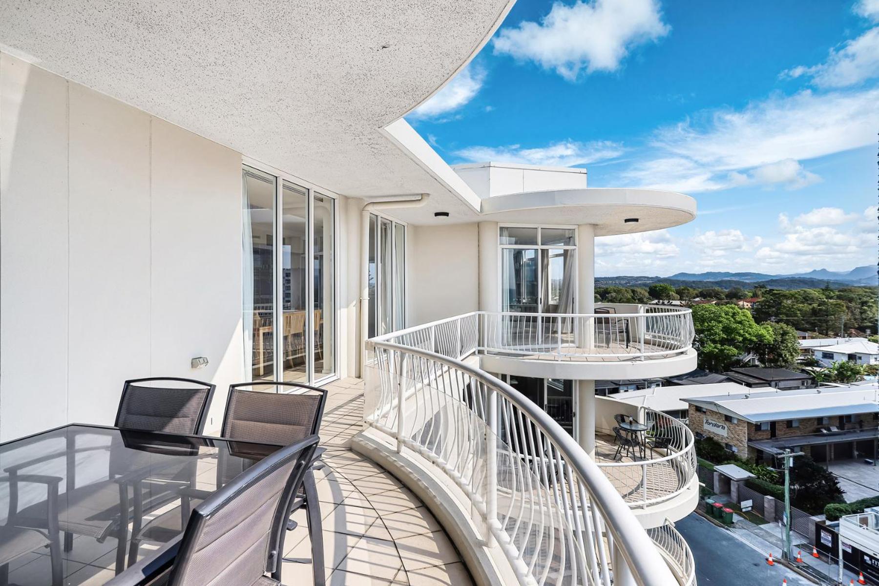 Kirra Beach Apartments Гоулд Коуст Екстериор снимка